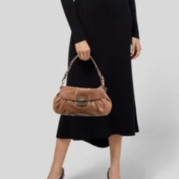 Prada Nappa Easy Flap Bag - Picture 13 of 16